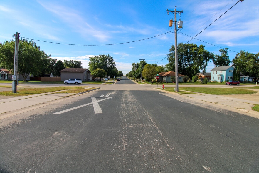 More Photos Of 14 1st SE st, Dodge Center Industrial For Sale