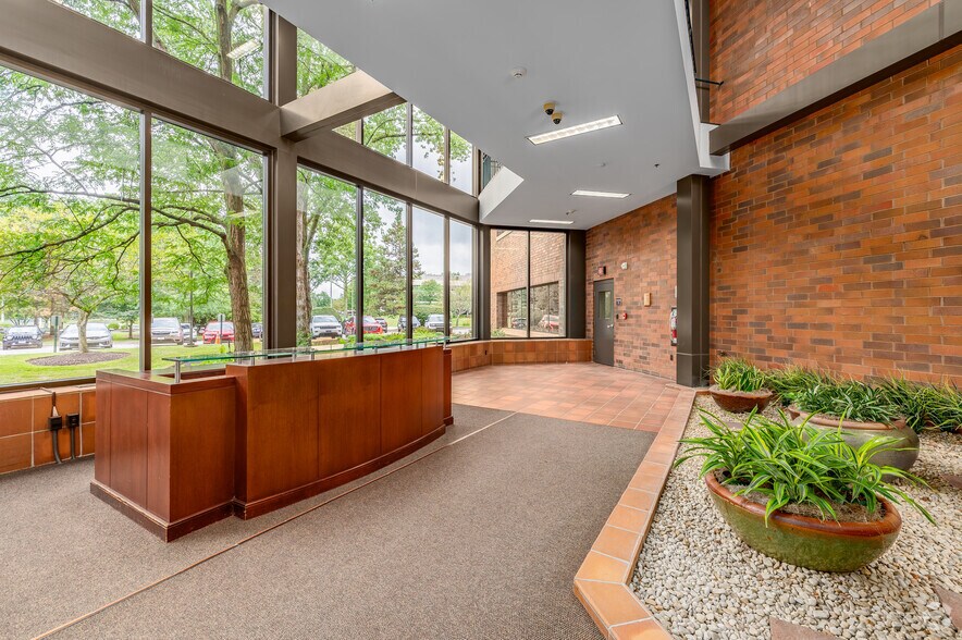 Photo of 1st Floor Ste Parkland 1