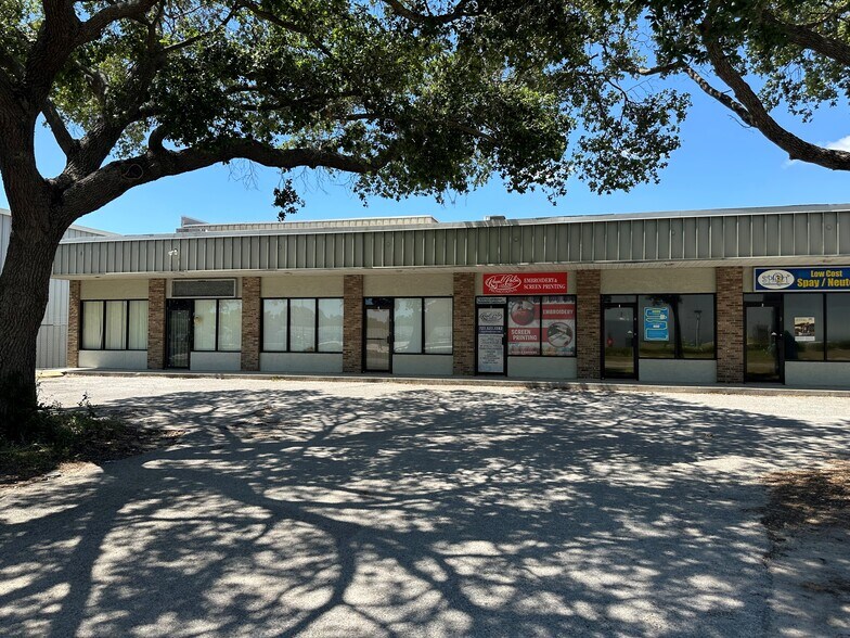 More Photos Of 6210 44th St N, Pinellas Park Unknown For Lease