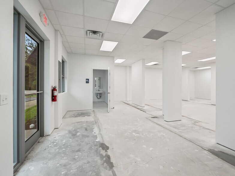 More Photos Of 871-801 Highway 466, Lady Lake Unknown For Lease