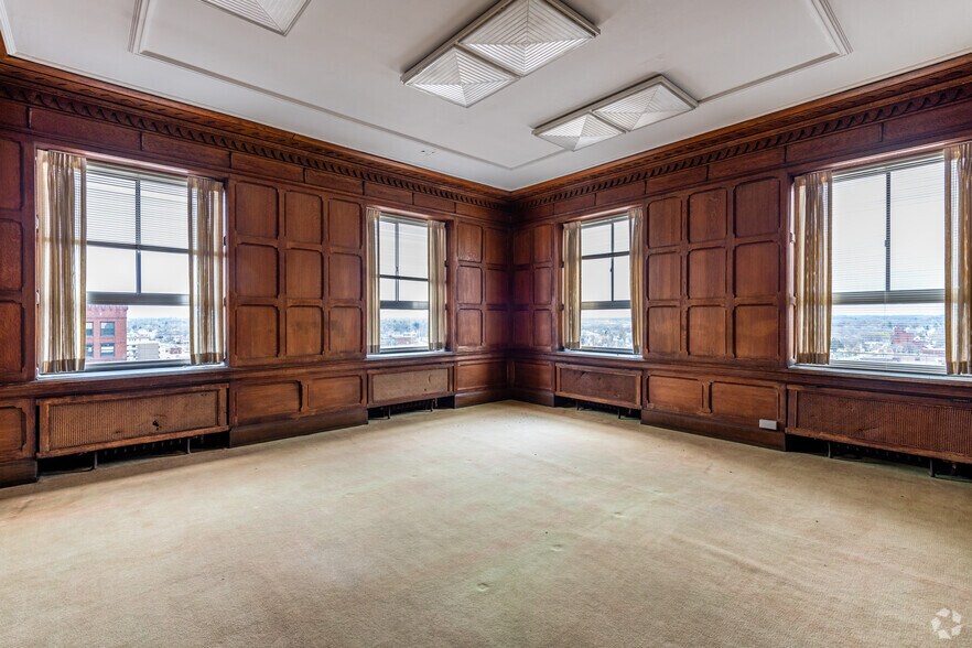 More Photos Of 126 Central Plaza North, Canton Office For Lease