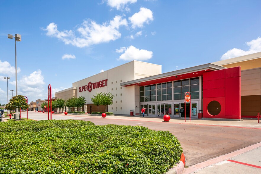 More Photos Of I 45, League City Unknown For Lease
