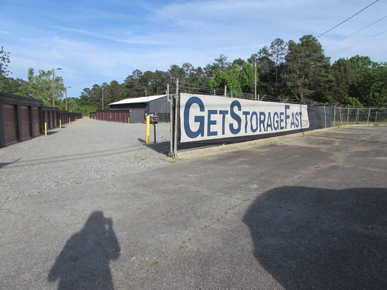 More Photos Of 5550 Hawkinsville Rd, Macon-Bibb Self Storage For Sale