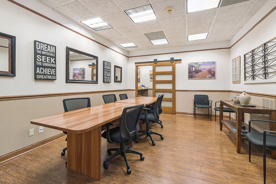 More Photos Of 7620-7632 W 159th St, Orland Park Office For Sale