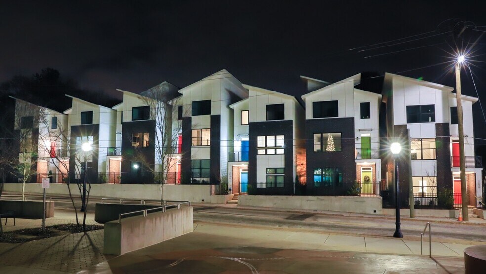 More Photos Of 2488 Perry Blvd NW, Atlanta Apartments For Sale