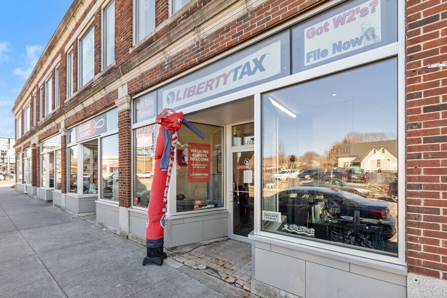 More Photos Of 522-530 River St, Mattapan Storefront Retail Office For Lease