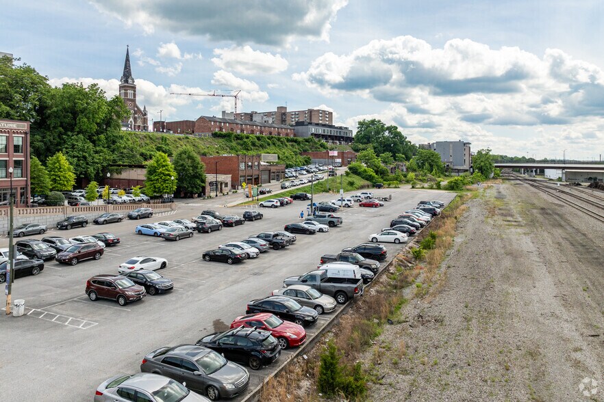 More Photos Of 401 W. Jackson Avenue, Knoxville Land For Sale