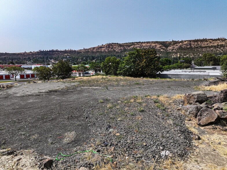 More Photos Of 707 Snipes St, The Dalles Land For Sale