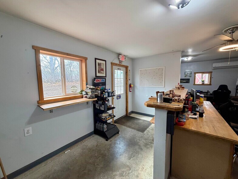 More Photos Of 51 Crane Rd, Winthrop General Retail For Sale