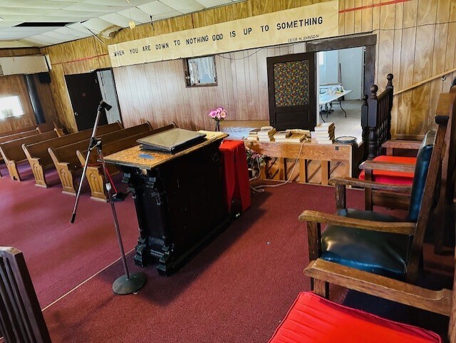 More Photos Of 25 Colony Rd, Burgettstown Specialty For Sale