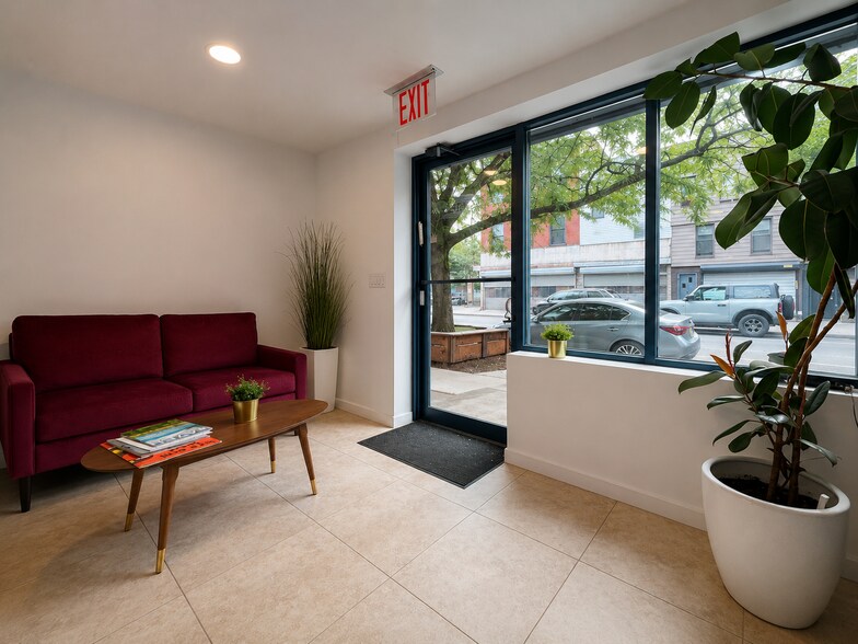More Photos Of 337 Tompkins Ave, Brooklyn Storefront Retail Residential For Lease