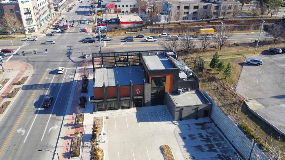 More Photos Of 2120 Ingersoll Ave, Des Moines Restaurant For Sale