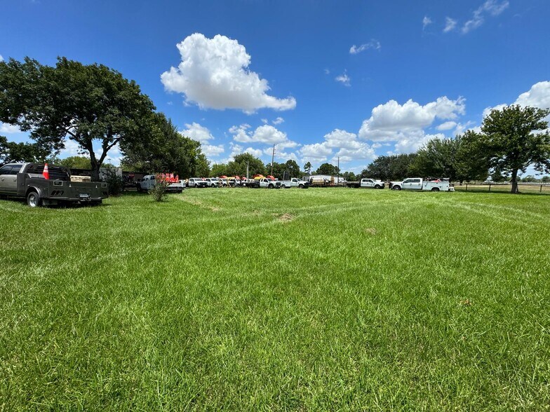 More Photos Of 30062 N Fulshear Dr, Fulshear Land For Lease