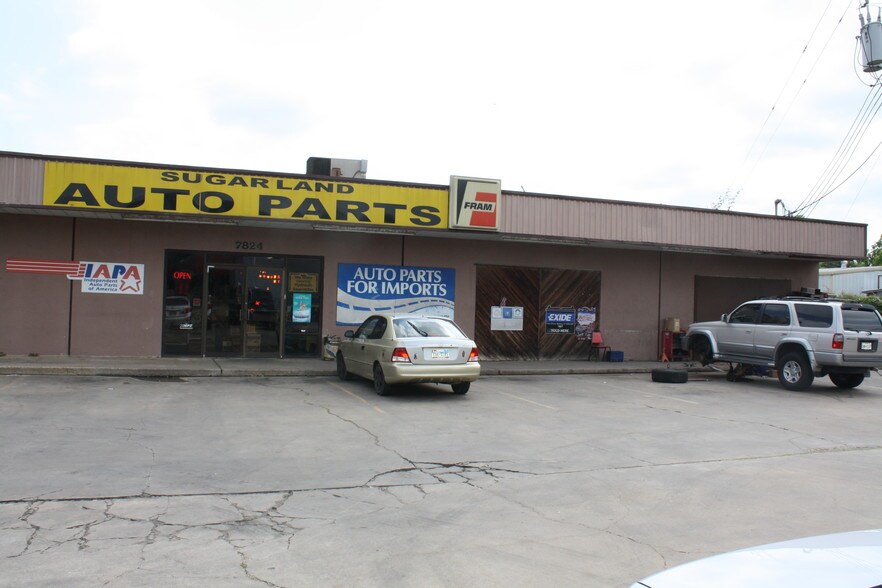 More Photos Of 7822 Highway 90A, Sugar Land Freestanding For Lease