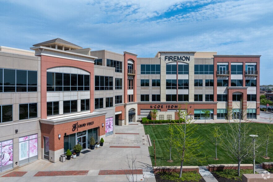 More Photos Of 8810-8815 Renner Blvd, Lenexa Office For Lease