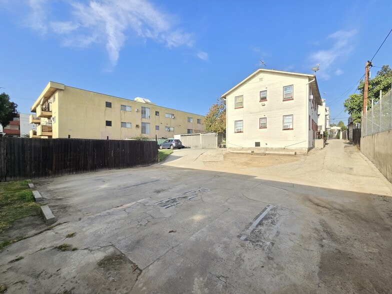 More Photos Of 1822 Miramar St, Los Angeles Apartments For Sale