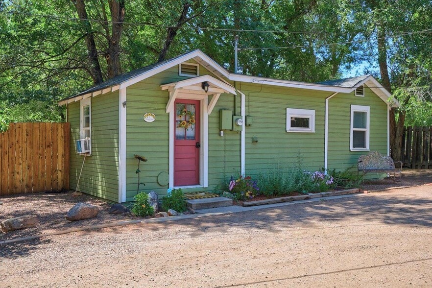 More Photos Of 102 Holly St, Colorado Springs Apartments For Sale