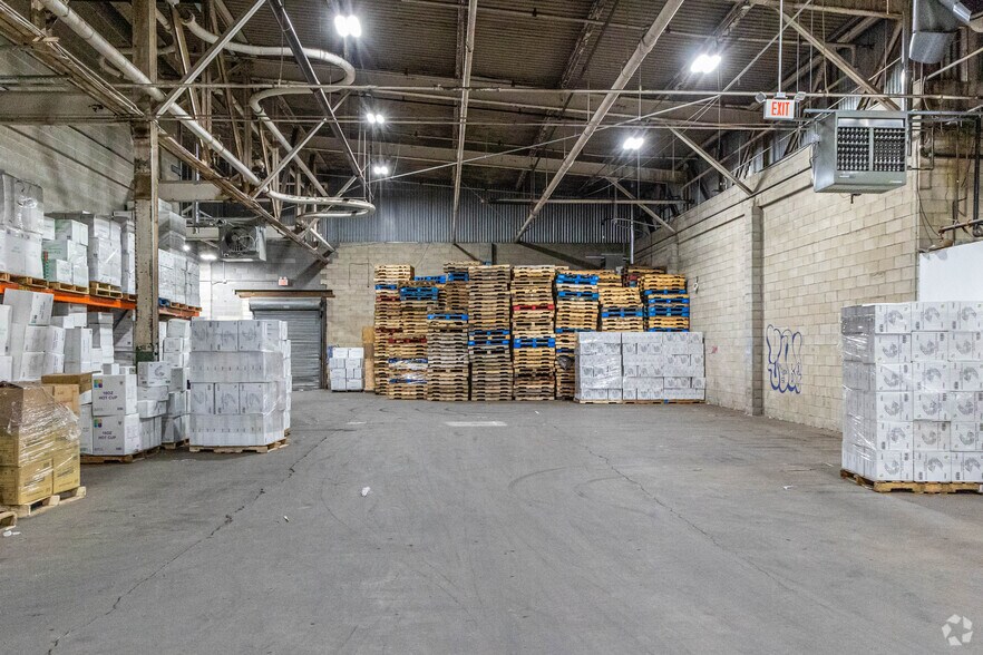 More Photos Of 297 Getty Ave, Paterson Warehouse For Lease