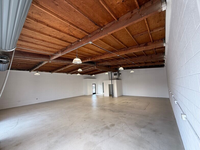 More Photos Of 419 E El Segundo Blvd, El Segundo Service For Lease