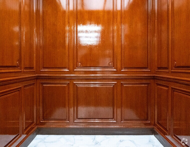 More Photos Of 2100 Middle Country Rd, Centereach Office For Sale