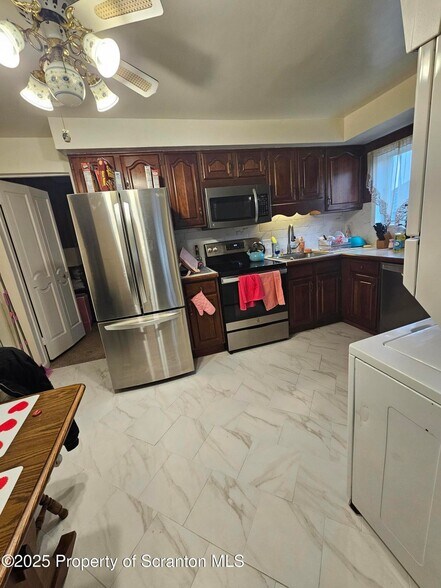 More Photos Of 629 Clay Ave, Scranton Apartments For Sale