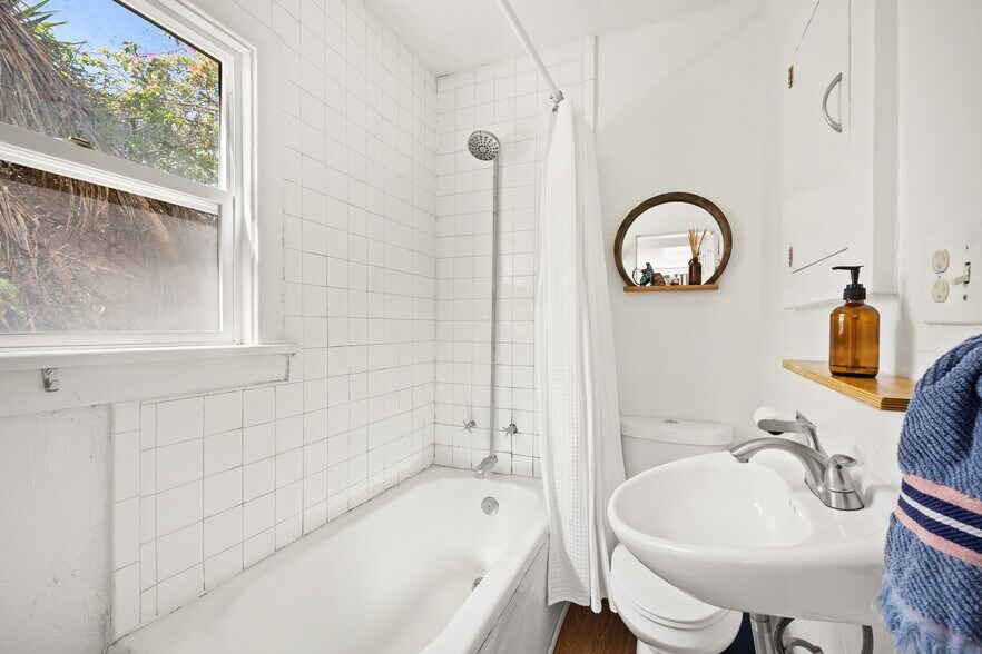 More Photos Of 3456 Plata St, Los Angeles Apartments For Sale