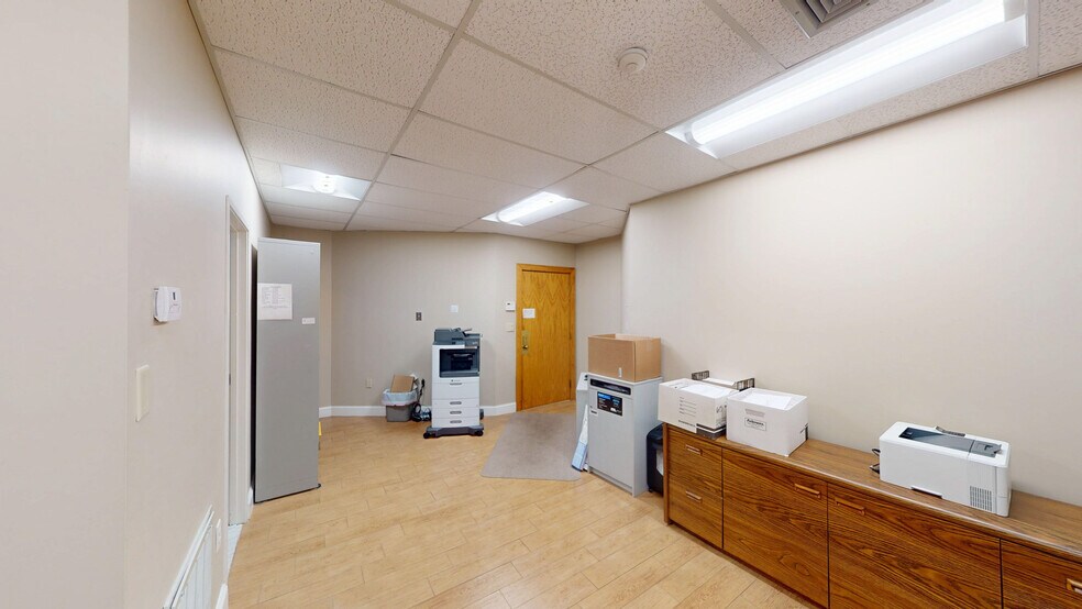 More Photos Of 536 Broad St, Weymouth Medical For Sale