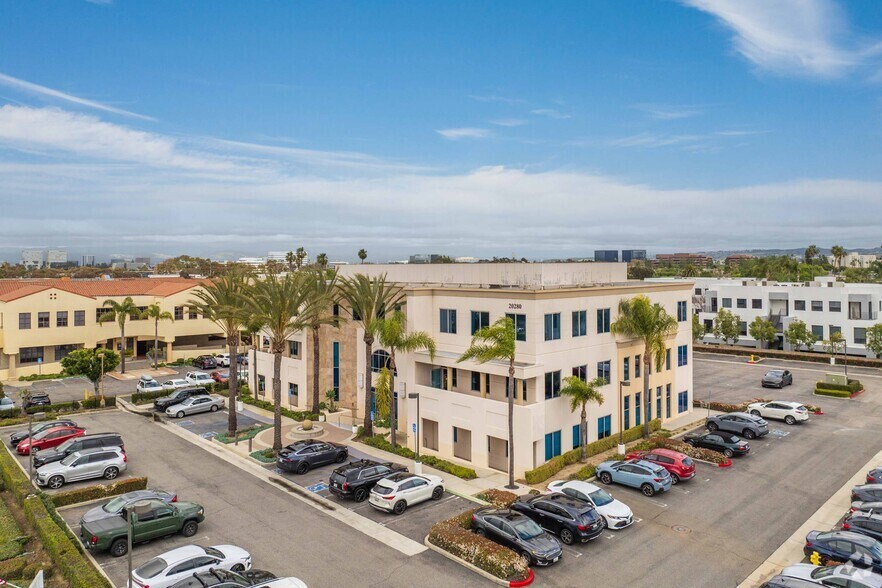 More Photos Of 20280 Acacia St, Newport Beach Medical For Sale