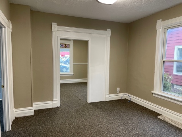 More Photos Of 622 W State St, Geneva Office For Lease