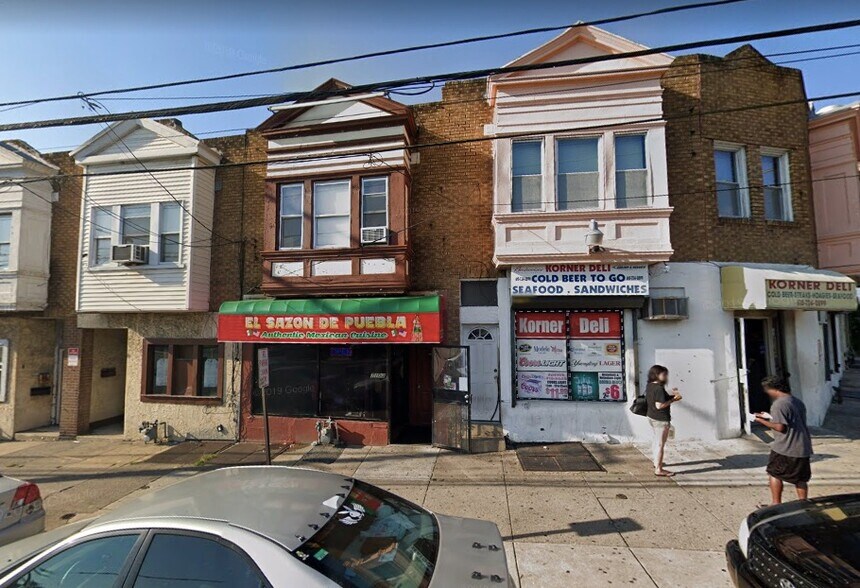 Primary Photo Of 7103 W Chester Pike, Upper Darby Fast Food For Lease