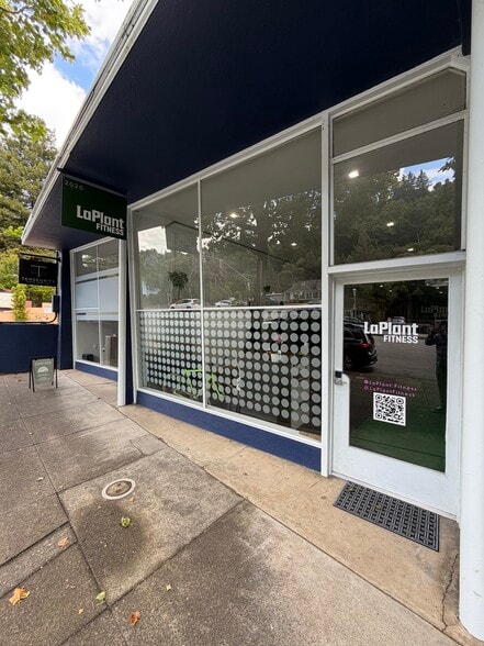 More Photos Of 2020 4th St, San Rafael Storefront For Sale