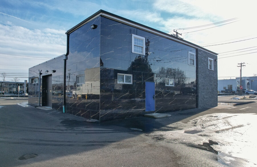 More Photos Of 180 Commerce Dr, Fairfield Auto Dealership For Sale