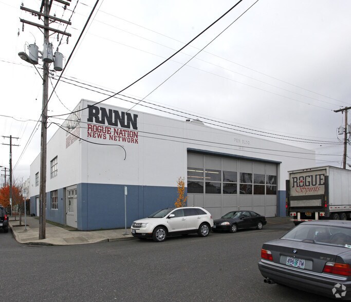 More Photos Of 1003 SE 9th Ave, Portland Warehouse For Sale