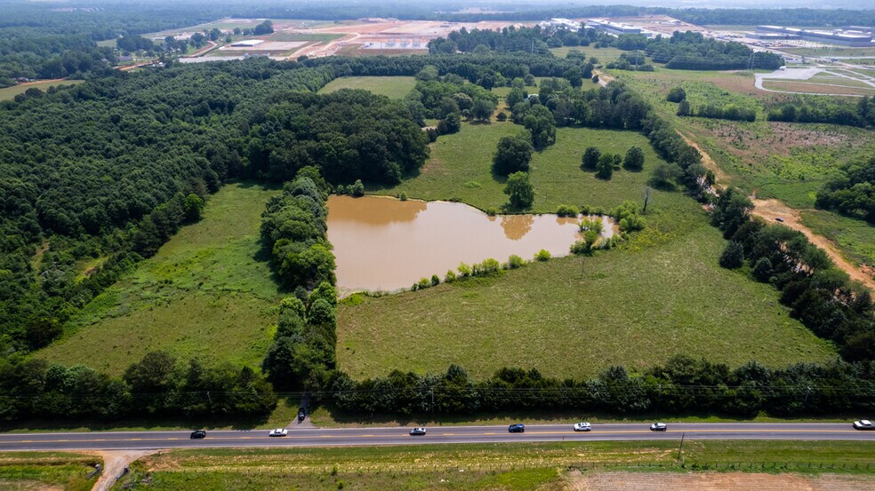 More Photos Of 8042 Pulaski Pike, Toney Land For Sale