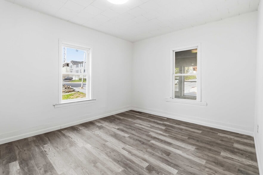 More Photos Of 43 Orient St, Worcester Multifamily For Sale