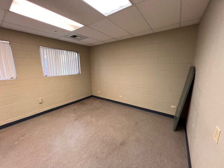 More Photos Of 44 N 3rd St, Patterson Office For Lease