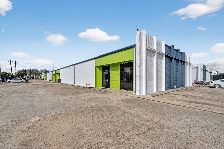 Primary Photo Of 15100 Lee Rd, Humble Industrial For Lease