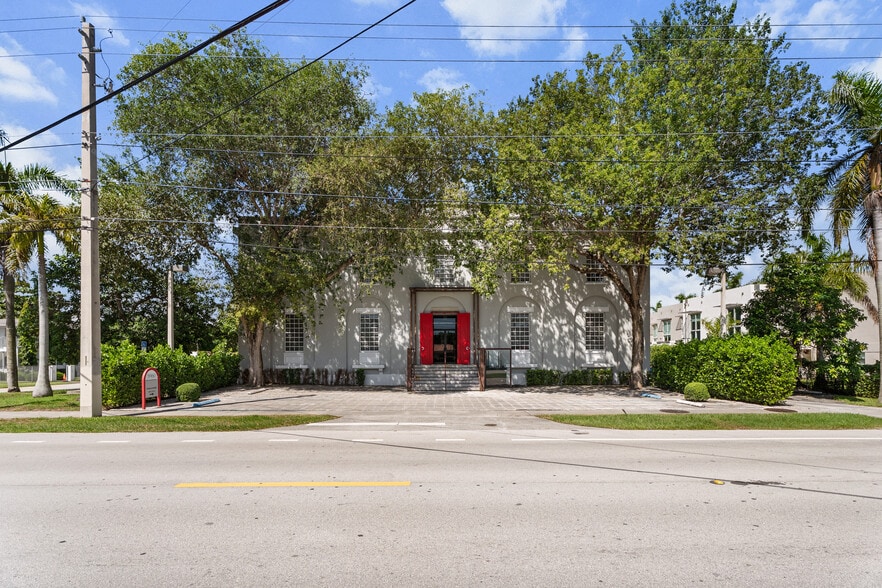 More Photos Of 5960 SW 57th Ave, Miami Office For Sale