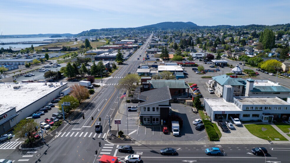 More Photos Of 1202 Commercial Ave, Anacortes Office For Sale