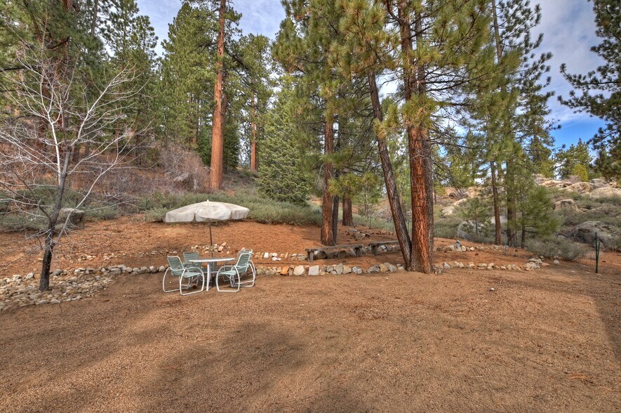 More Photos Of 39128 N Shore Dr, Fawnskin Specialty For Sale