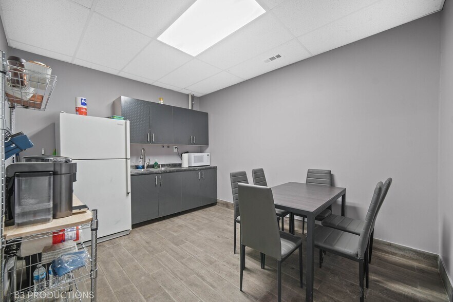 More Photos Of 1787 E Joe Orr Rd, Lynwood Warehouse For Sale