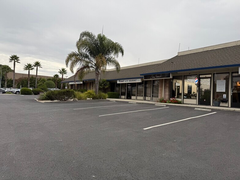 More Photos Of 4170 Gross Rd, Capitola Office For Sale