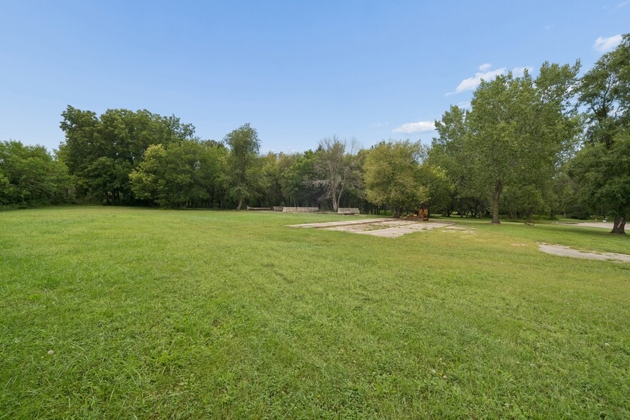 More Photos Of 1100 S Harrison, Mason City Land For Sale