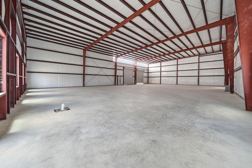 More Photos Of 13600 S Gessner Rd, Missouri City Warehouse For Sale