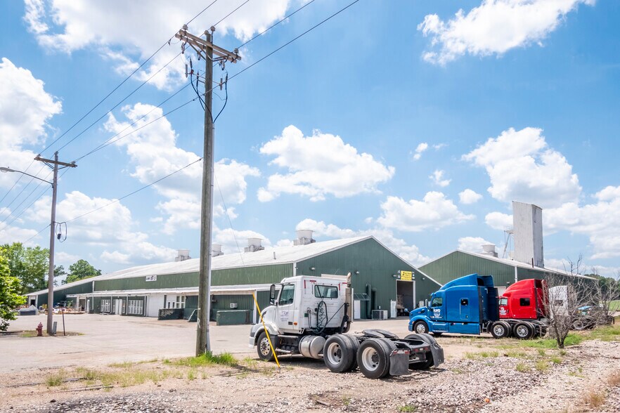 More Photos Of 10060 Highway 178, Olive Branch Warehouse For Sale