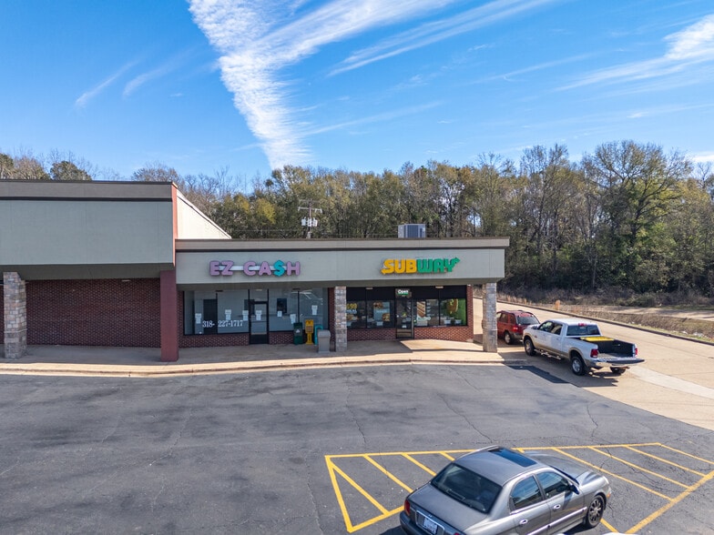 More Photos Of 3000 N Market St, Shreveport General Retail For Sale