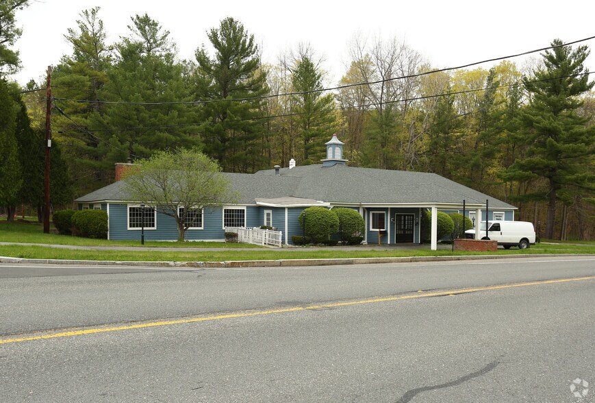 More Photos Of 1161 Cold Spring Rd, Williamstown Restaurant For Lease