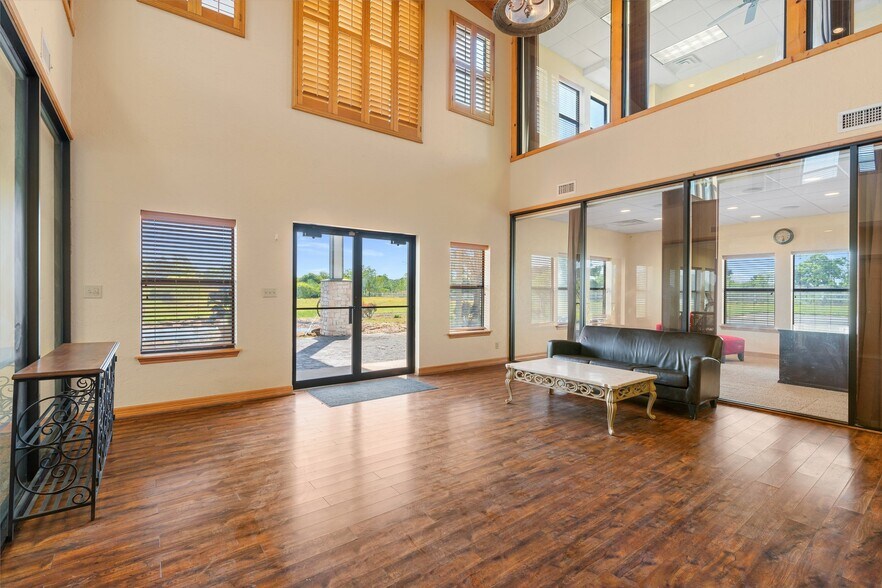 More Photos Of 26069 Springer Cemetary Rd, Hockley Flex For Sale