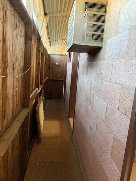 More Photos Of 217 Percy Ave, Yuba City Storefront For Sale