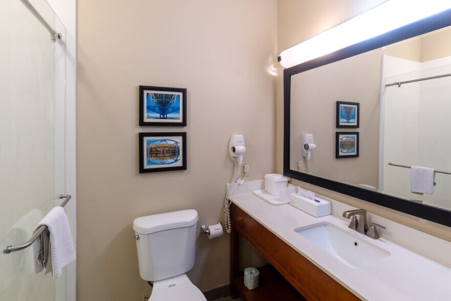 More Photos Of 2949 Varsity St, Baton Rouge Hotel For Sale